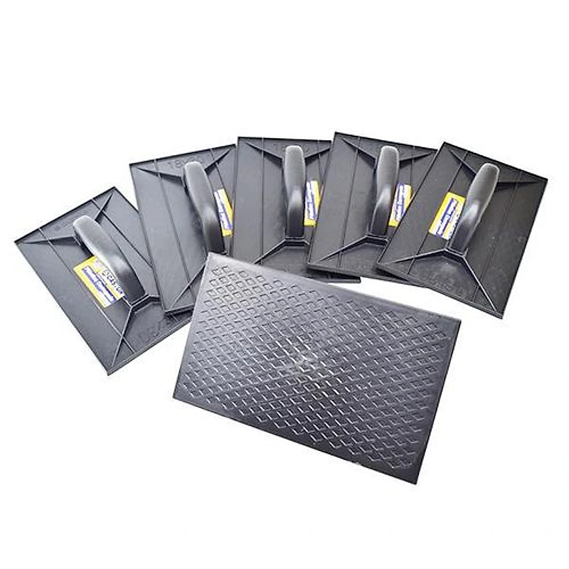 Desempenadeira PVC Corrugada 18x30cm Preta Castor — Campinas